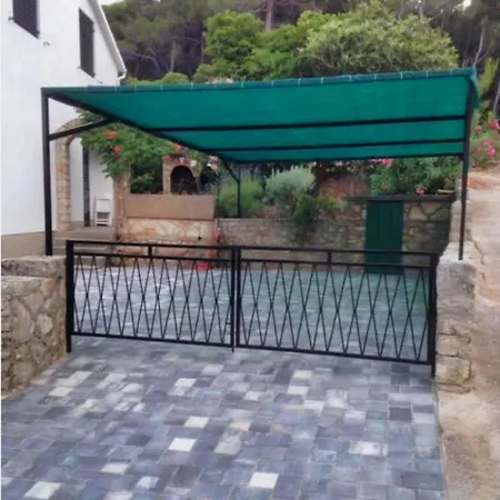 Сasa de vacaciones The Whole Mario's House For Rent *